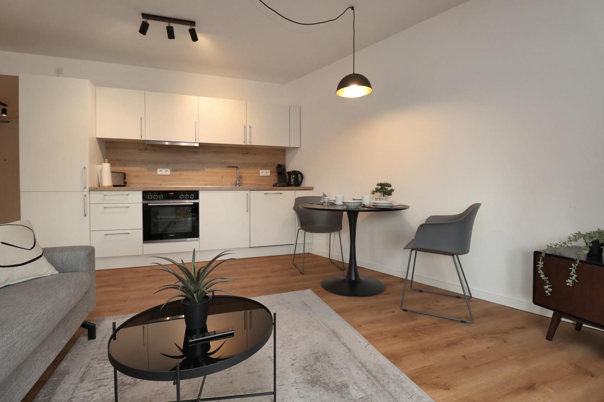 Helloyou Apartments انغلهيم ام رين المظهر الخارجي الصورة