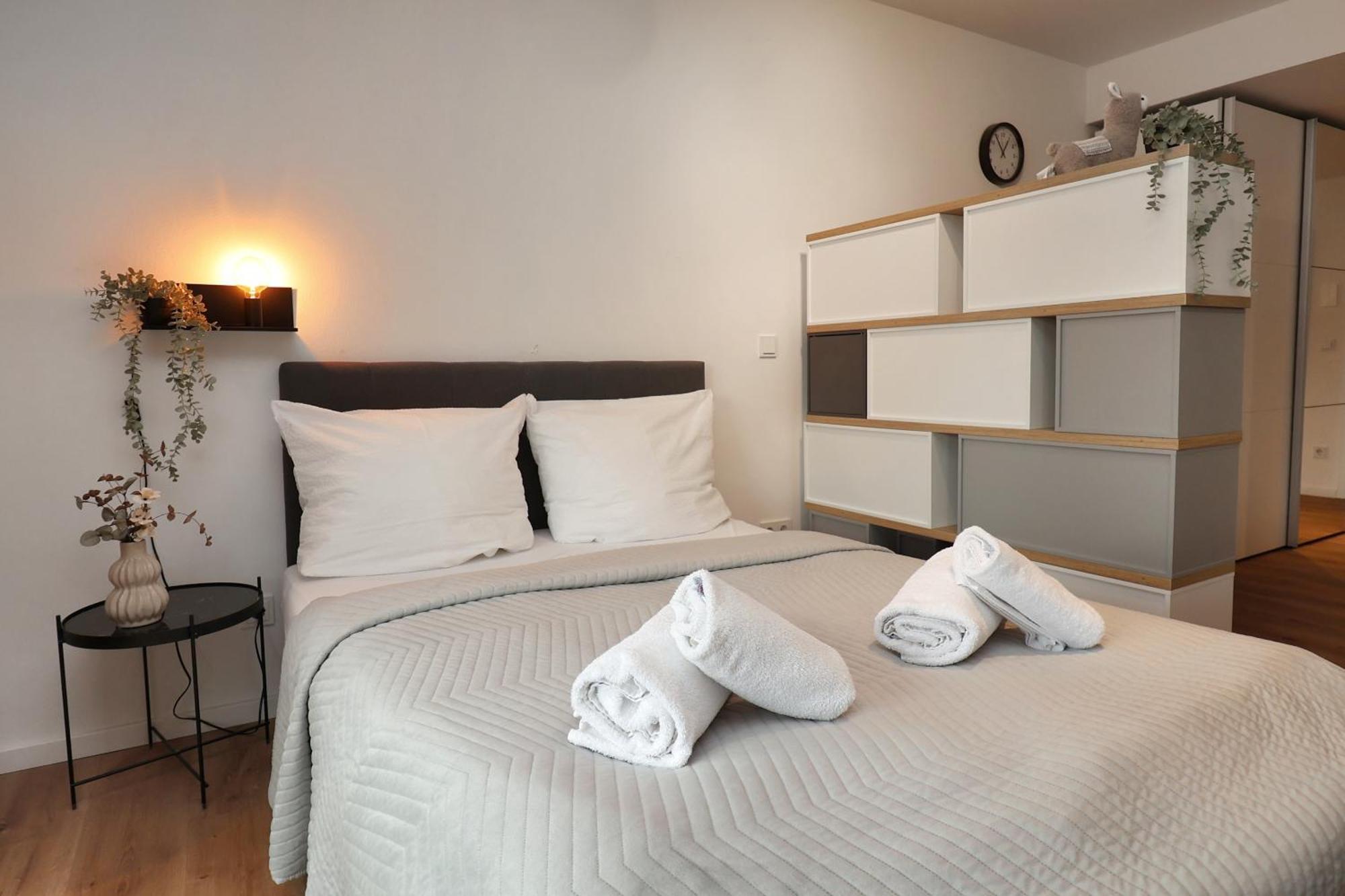 Helloyou Apartments انغلهيم ام رين المظهر الخارجي الصورة